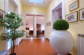 Отель Bruca House  Катания